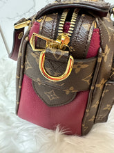 Load image into Gallery viewer, Louis Vuitton Manhattan Burgandy limited edition
