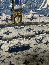 Load image into Gallery viewer, Louis Vuitton Onthego MM Denim
