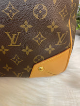 Load image into Gallery viewer, LOUIS VUITTON Monogram Canvas Estrela MM Bag
