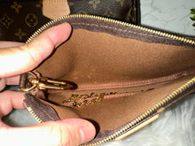 Load image into Gallery viewer, Louis Vuitton Multi Pochette accessoires
